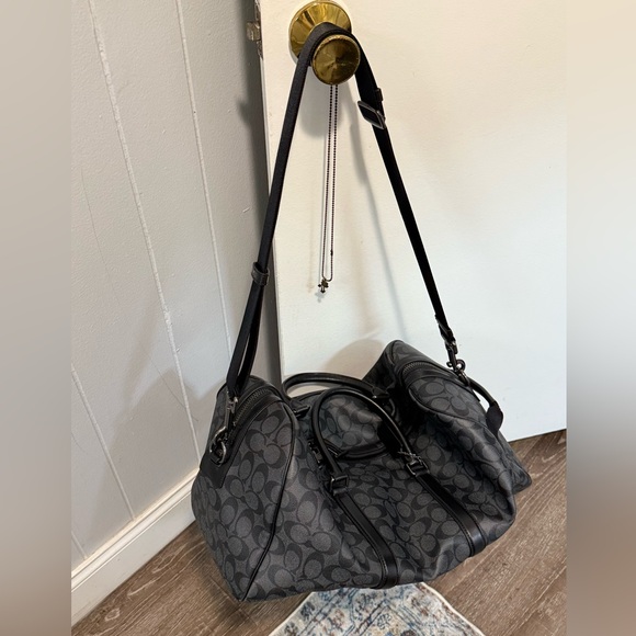 COACH VENTURER BAG IN SIGNATURE CANVAS - Picture 1 of 8